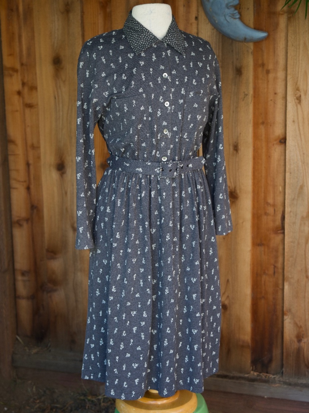 Vintage 90's Orvis Grey Floral Jersey Knit Shirt Dress Made In USA Woman's 12P